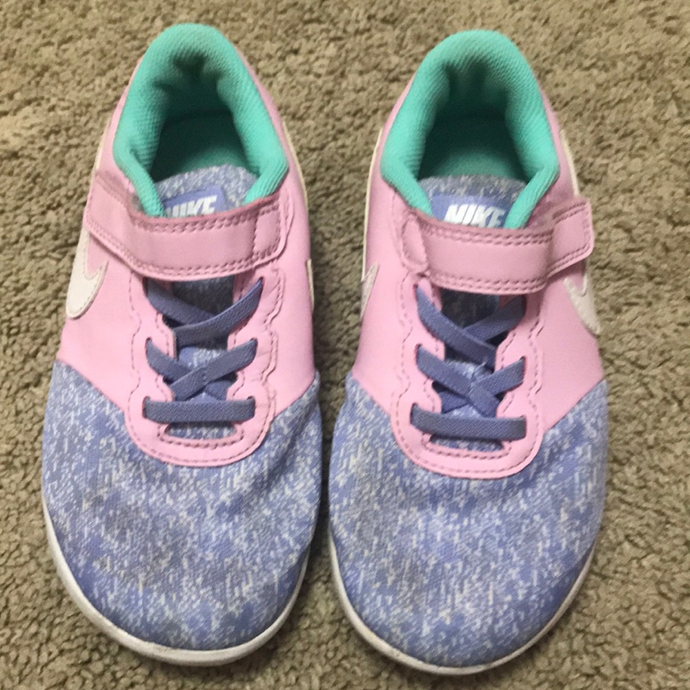 Girls Nike Shoes